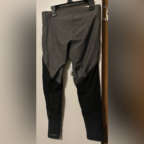 EUC VS PINK leggings grey/black size small - Picture 2 of 6